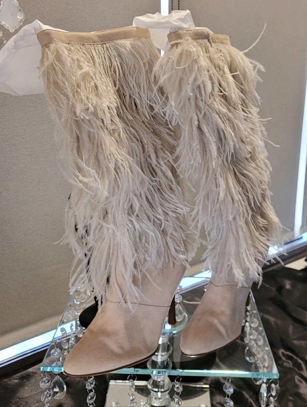 Elegant Winter White Knee High boots dramatic ostrich feather embellishments 6.5 - Picture 4 of 15
